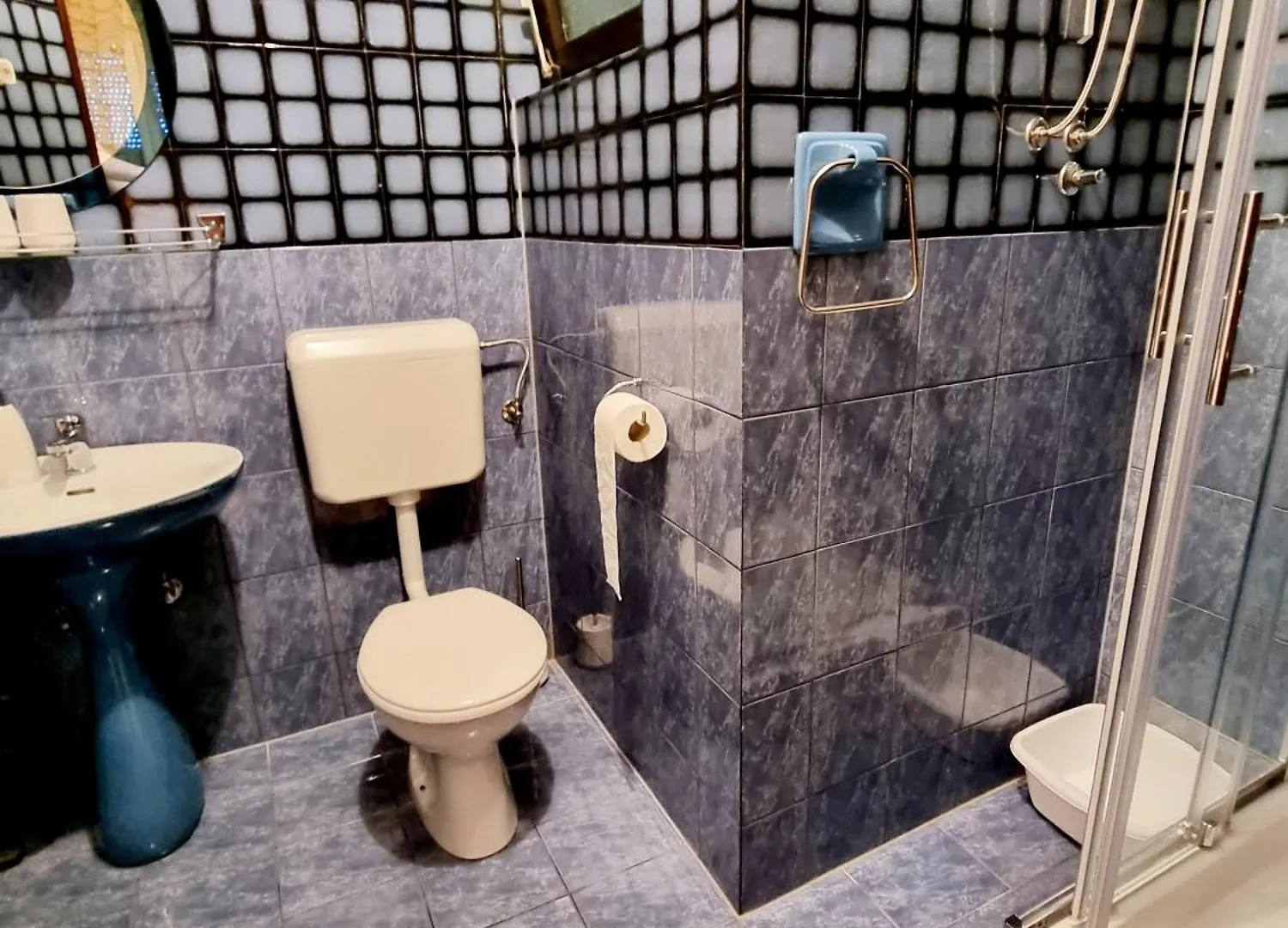 Apartment Miha Baska  Croatia